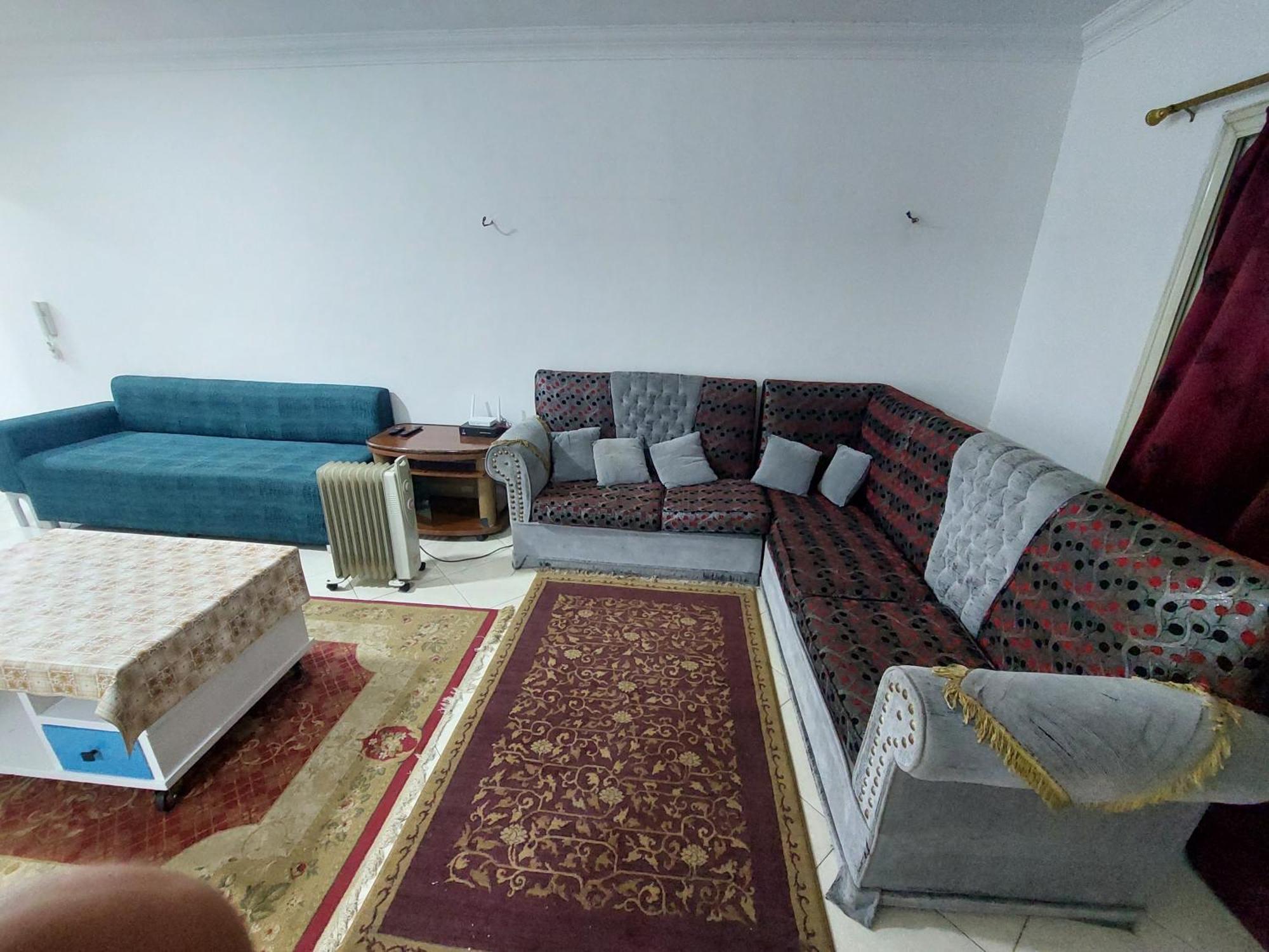 مفروشة للإيجار اليومي في كمبوند جاردينيا سيتي Apartment *